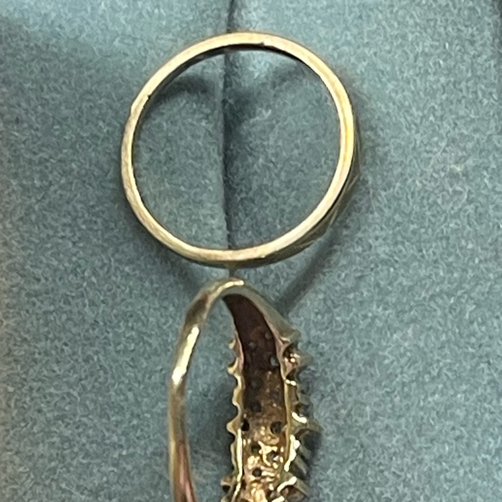 10k gold ring set with genuine diamonds cluster ring can be wedding ring size 6 - Picture 7 of 12
